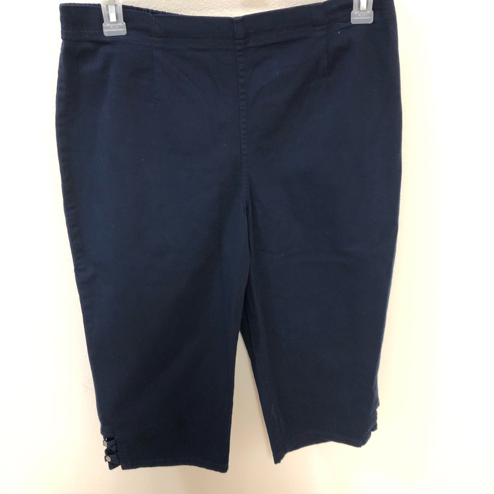 XL Croft & Barrow Skimmer Capris Navy Blue